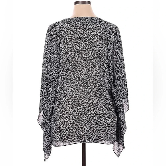 MICHAEL Michael Kors | Black & Grey Leopard Print Poncho Blouse Plus Size 0X - Picture 2 of 2